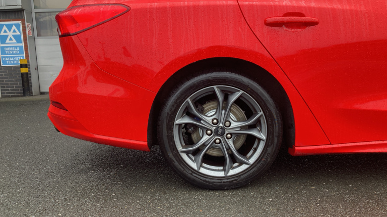 Ford Focus 1.5 EcoBoost 150 ST-Line 5dr Petrol Estate